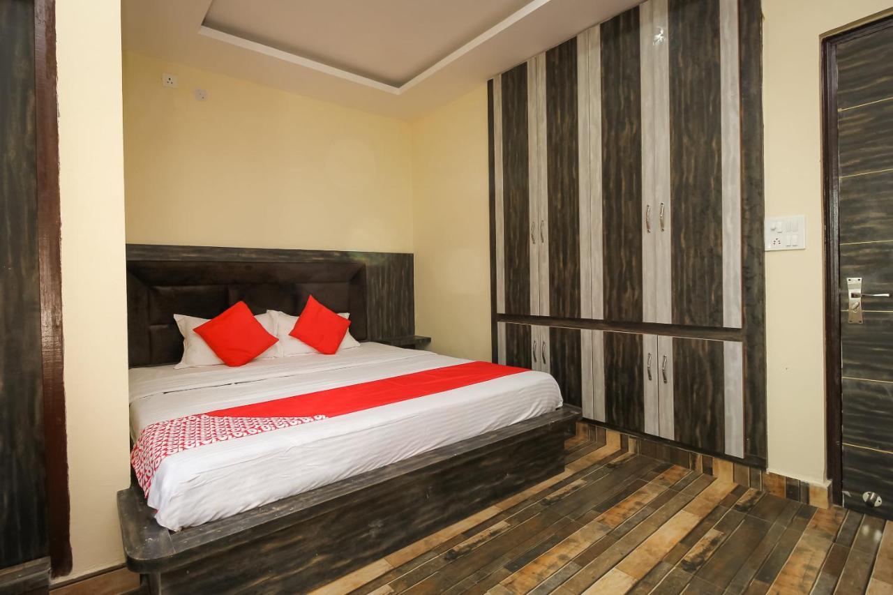 Oyo 39391 Jk Guest House Dharamshala Buitenkant foto